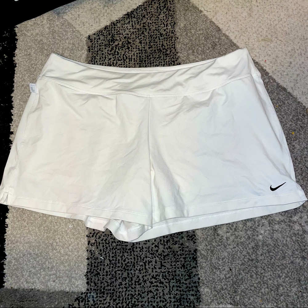Nike spandex tennis running shorts XL white